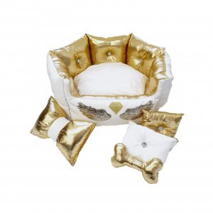 Carmen Lux – skórzane legowisko glamour, detale ze srebrnej ekoskóry